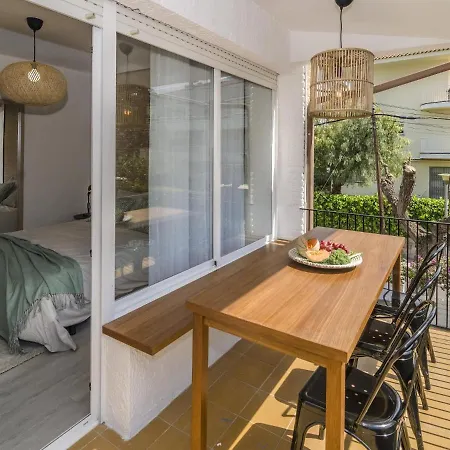 Lägenhet Sitges Spaces Beachside Retreat- 4 Bedrooms, 2 Bathrooms, Terrace, Near Beach